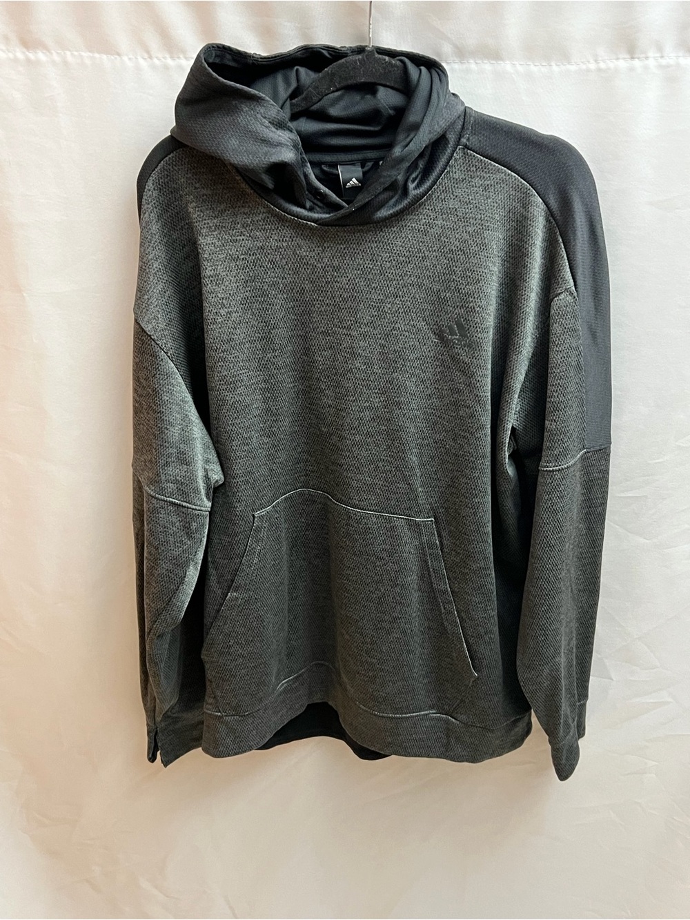Adidas Men’s 2XL Gray Black Performance Pullover Hoodie Athletic